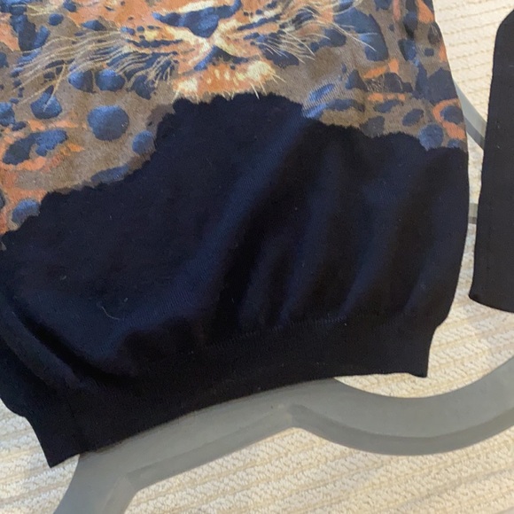 Unique turtle neck sweater - Picture 4 of 8